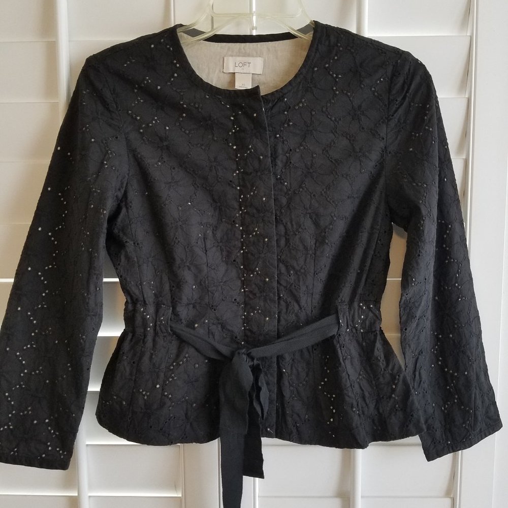 Ann Taylor LOFT Fitted Islet Black Jacket -- Size XS